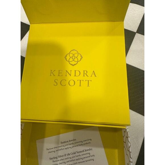 Kendra Scott Gold Blue Iridescent pendent NWT necklace jewelry - Picture 4 of 4